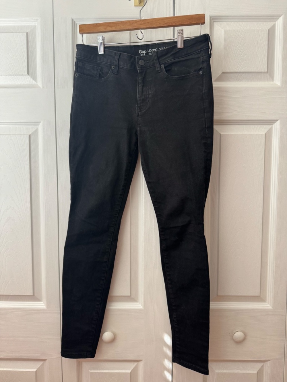 GAP Sculpted Denim Leggings Black High/Mid Rise Jeans Size 8/29 Regular